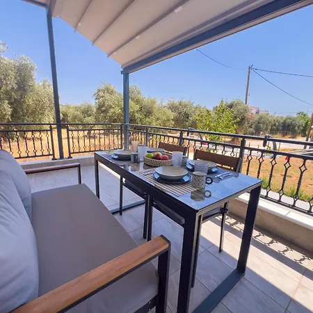 Hideaway Thassos מלון דירות 3*