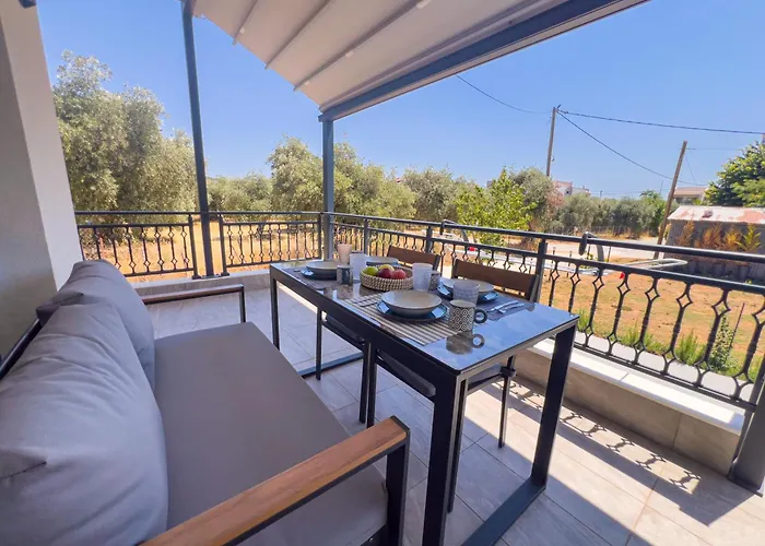 Hideaway Thassos アパートホテル 3*